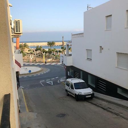 شقة كاربونيذاس  في Calle Malaga, 7 Bajo A المظهر الخارجي الصورة